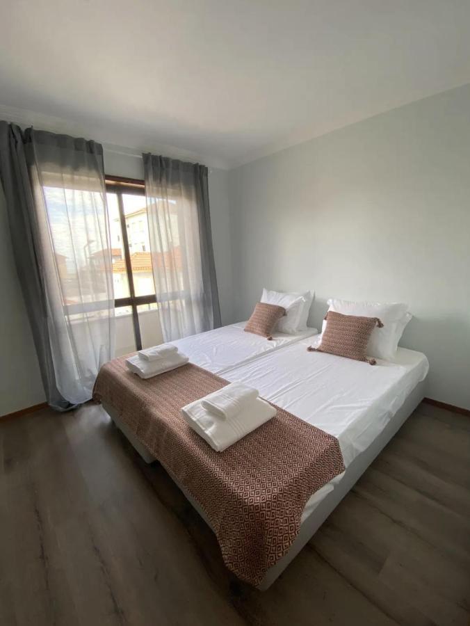 Amare Guest House Ovar Exterior photo